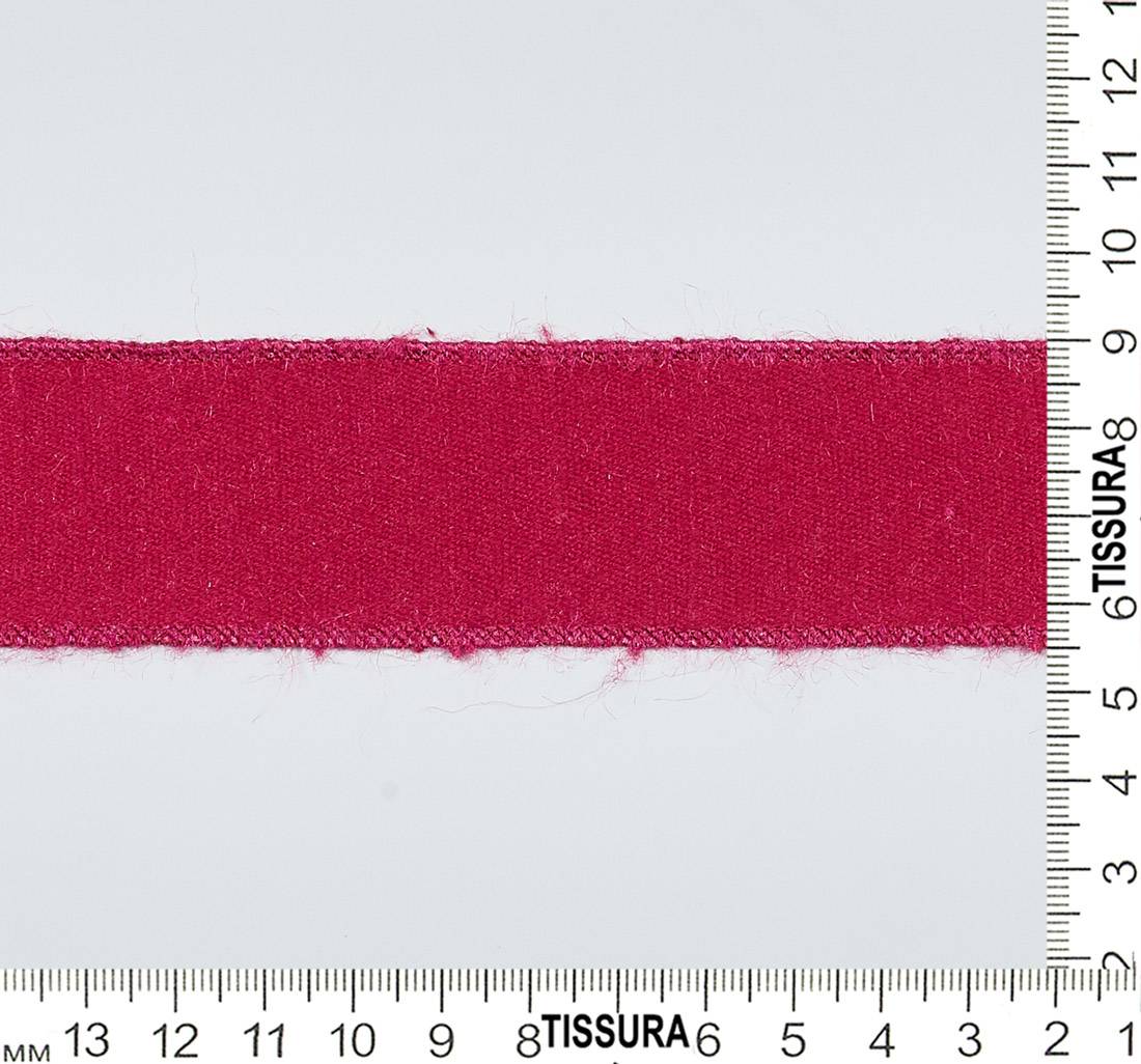 Лента шелковая малинового оттенка в наличии