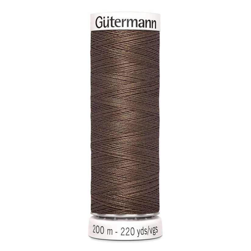 Нитки Gutermann швейные 200м, цвет 672 в наличии