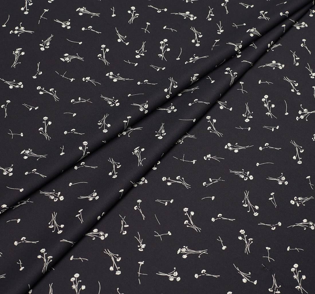 Фланель из 100% хлопка черного цвета с мелким белым цветочным принтом в наличии