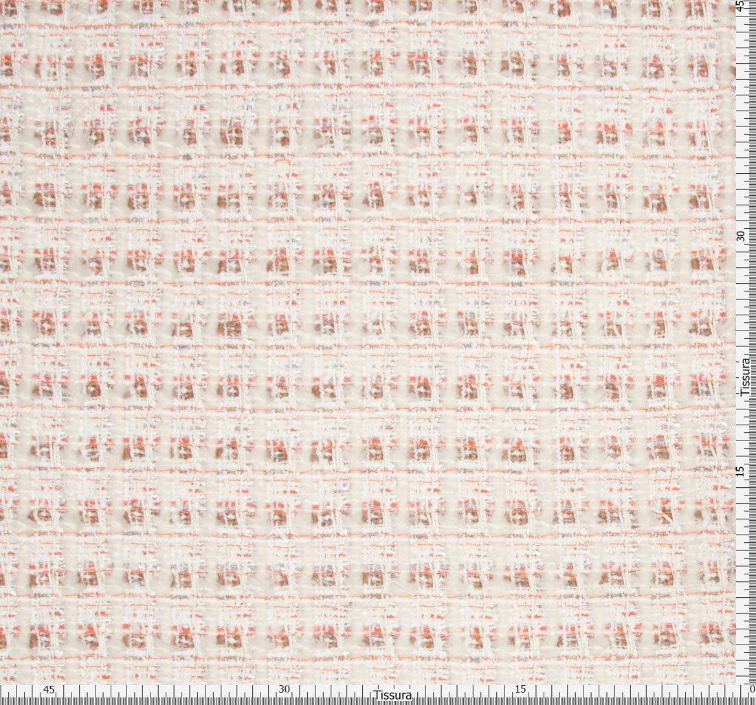 "Шанель" в наличии