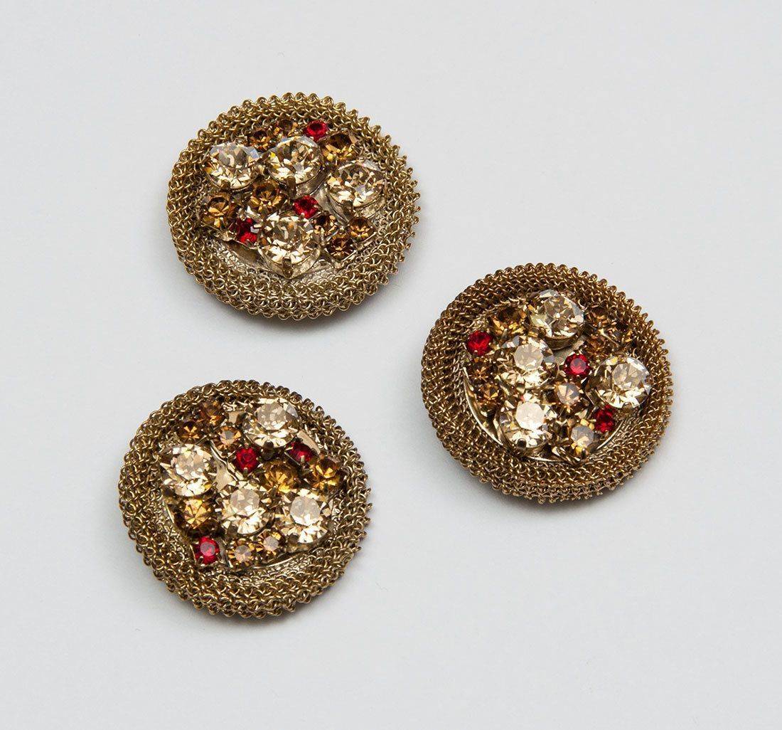 Пуговица в наличии