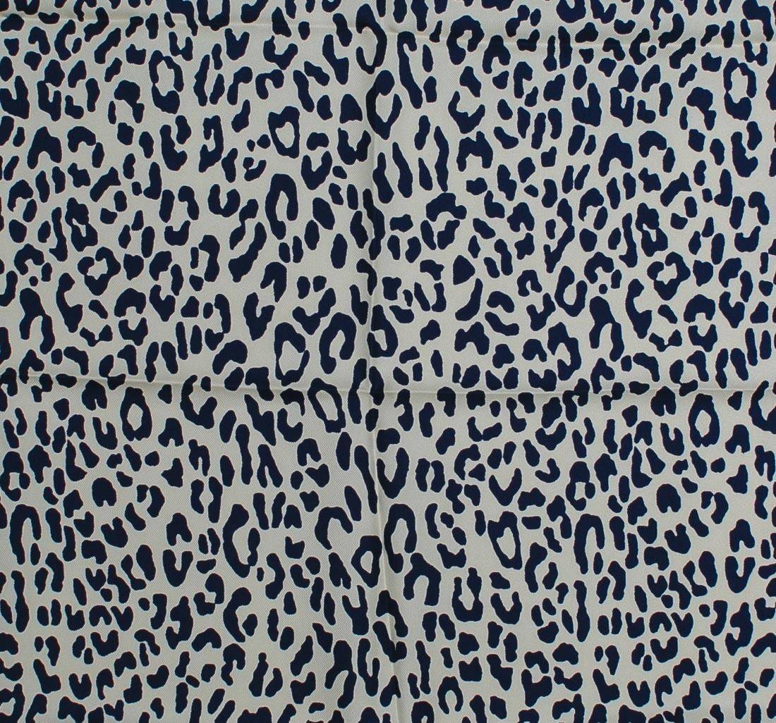 Платок шелковый в наличии