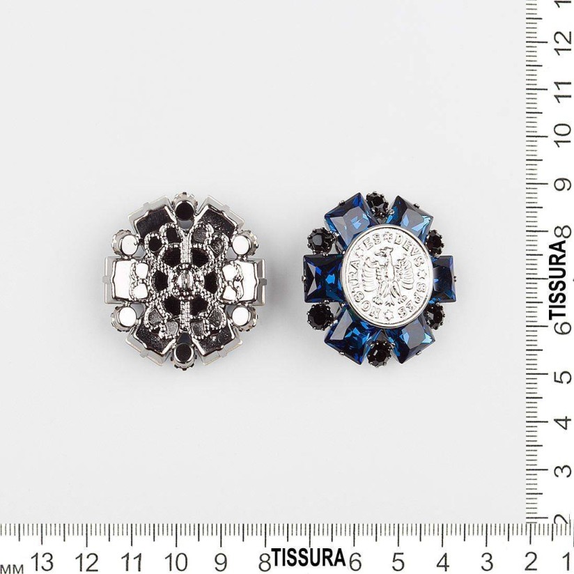 Пуговицы со стразами Swarovski в наличии