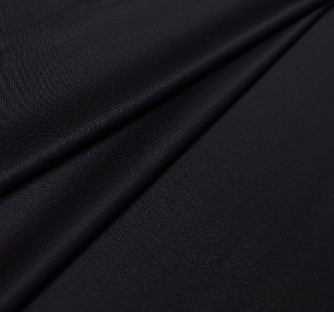 Ткань костюмная от Loro Piana из коллекции "Zelander Natural Stretch". Естественная эластичность. Цвет черный в наличии