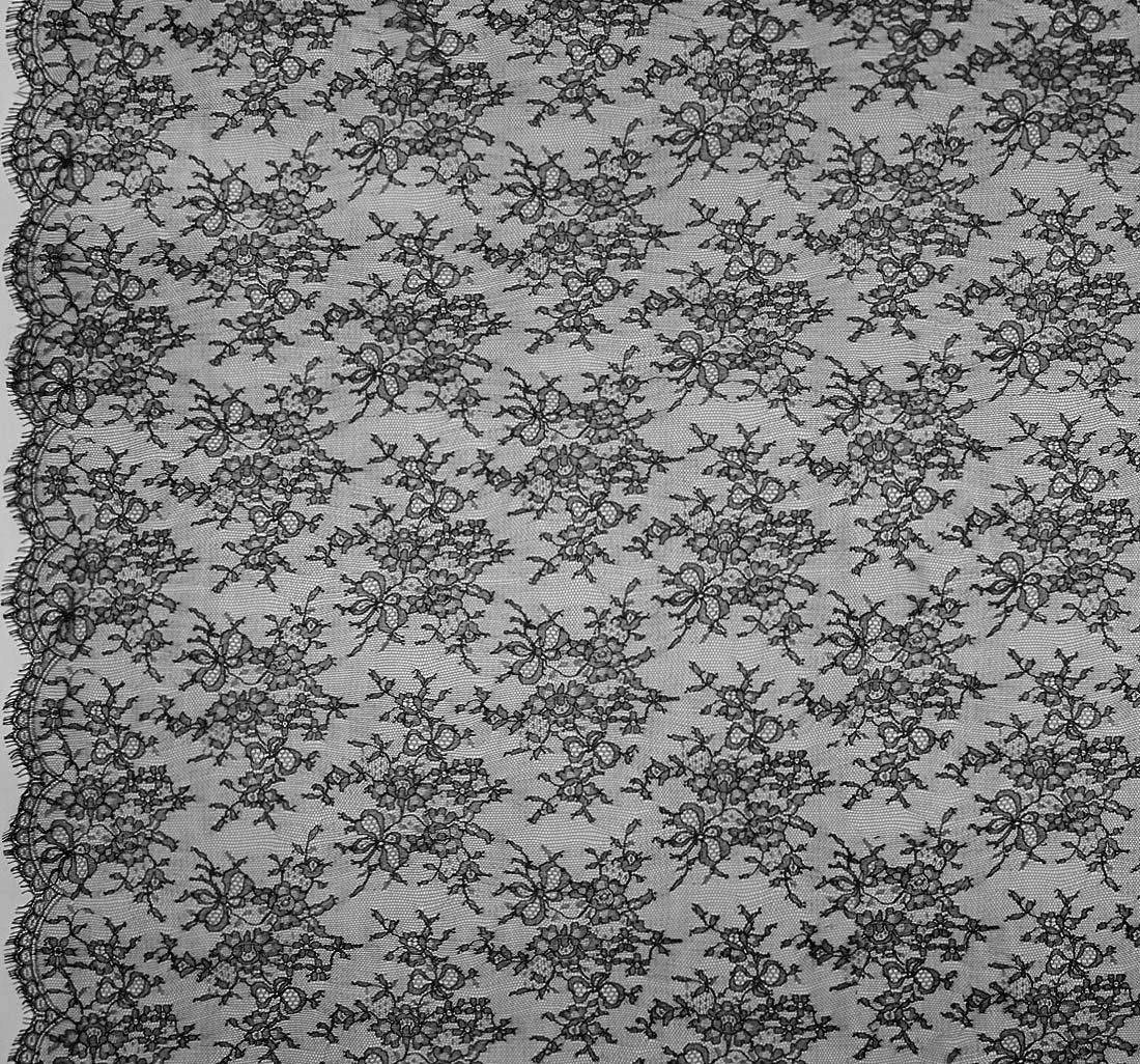 Кружево Шантильи в наличии