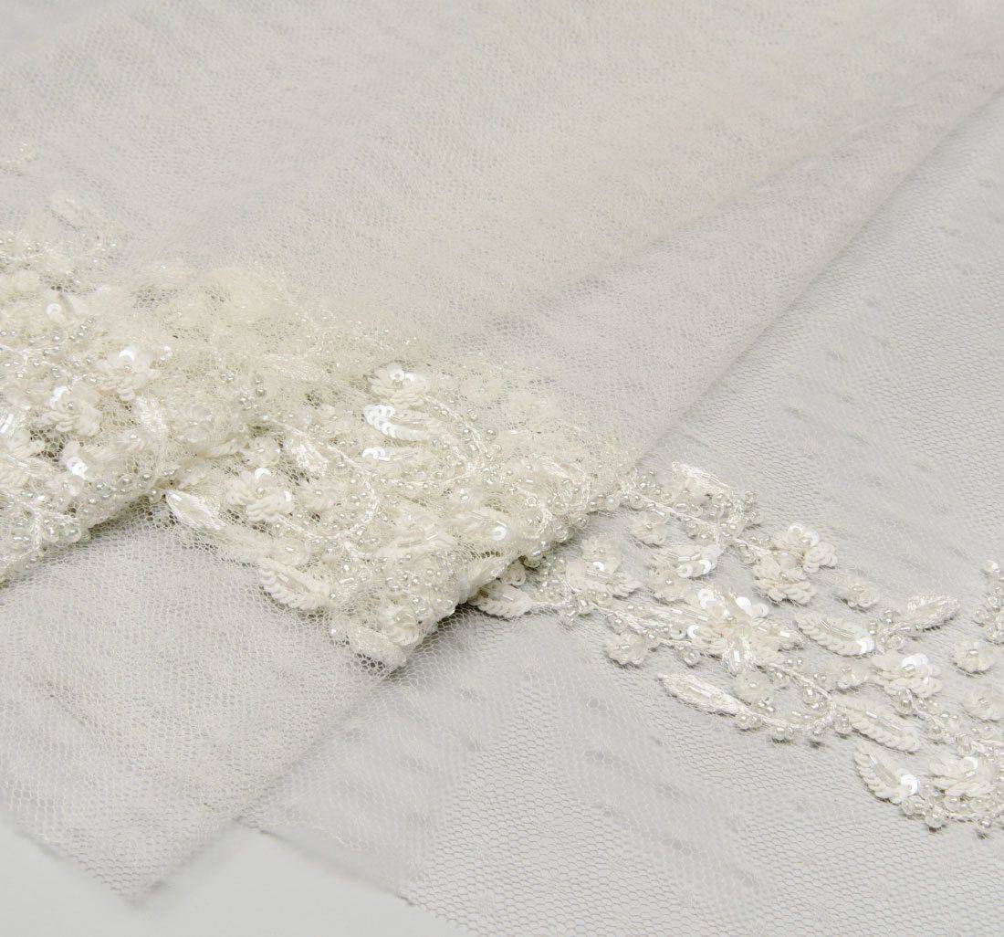 Сетка с вышивкой в наличии