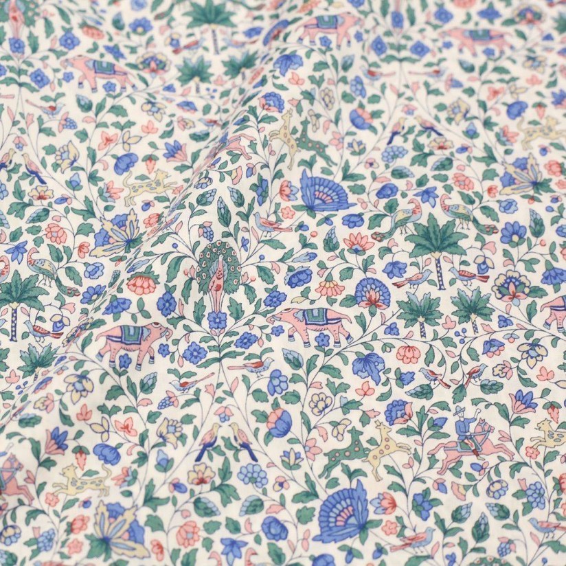 Хлопок Tana Lawn™ от Liberty. Принт «Imran» (Имран). Цвет молочный/розовый/голубой/зеленый в наличии
