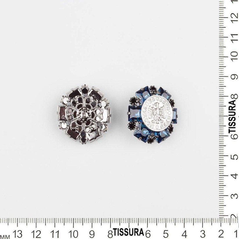 Пуговицы со стразами Swarovski в наличии