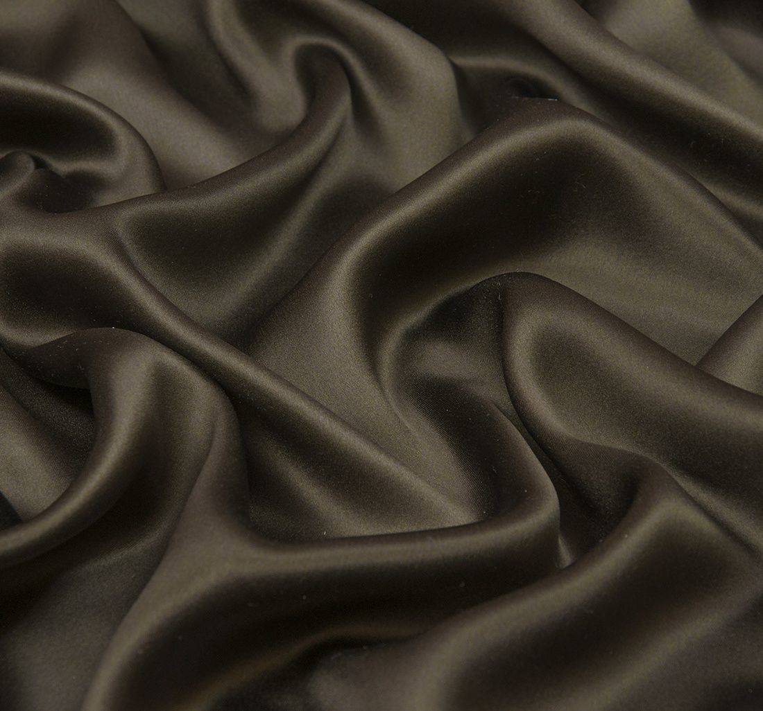 Атласный шелк в наличии