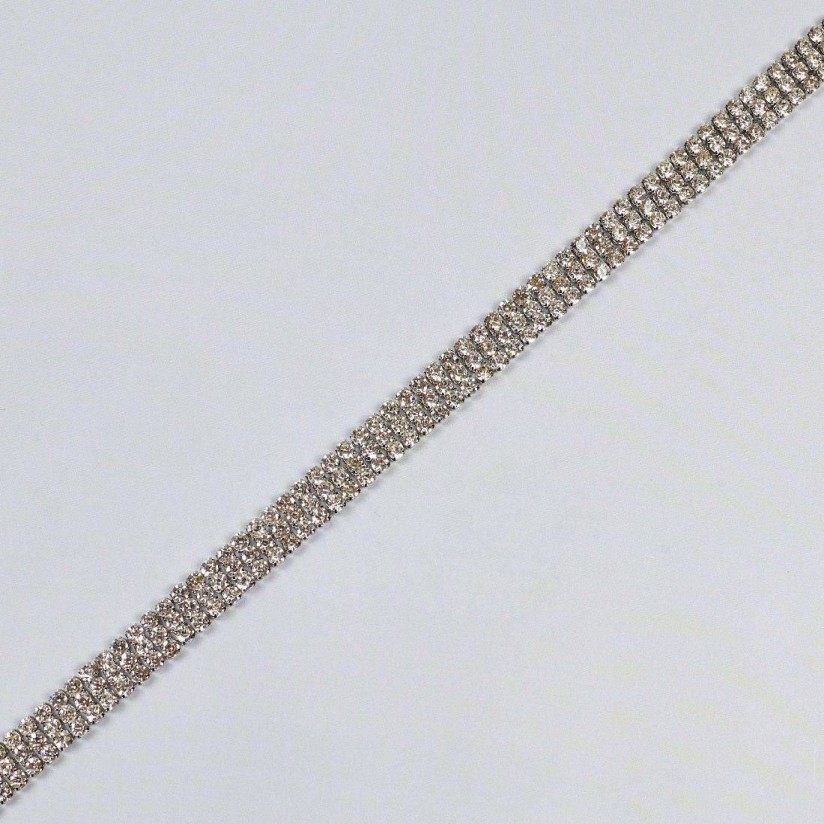 Тесьма из кристаллов Swarovski в наличии
