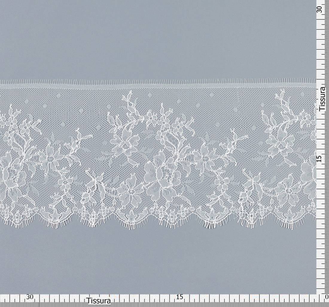 Кружевная тесьма Шантильи в наличии