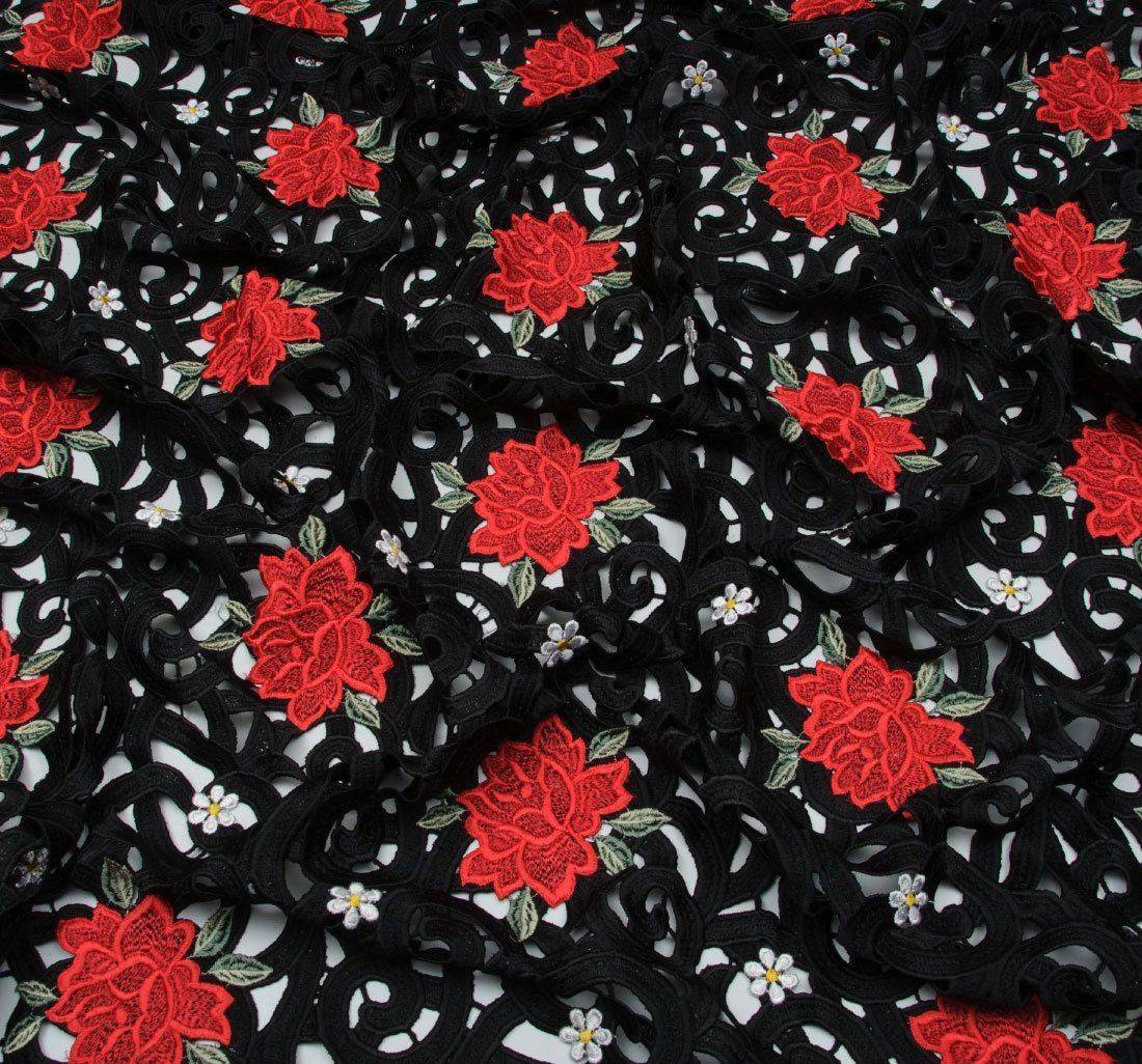 Кружево гипюровое с вышивкой в наличии