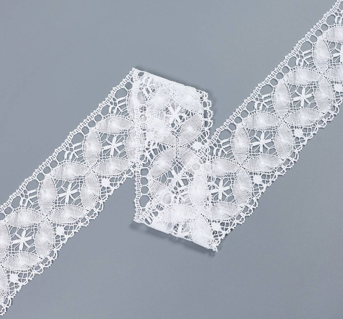 Тесьма кружевная из хлопка. Геометрический узор. Цвет белый в наличии