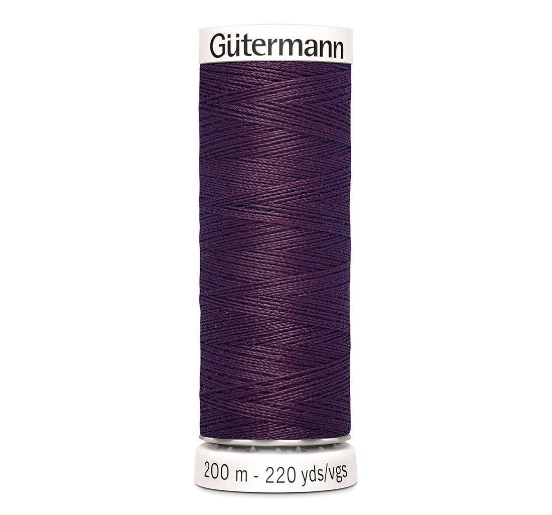 11077 Нитки Gutermann швейные в наличии