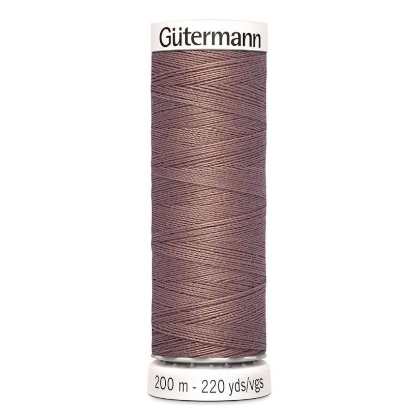 Нитки Gutermann швейные 200м, цвет 216 в наличии