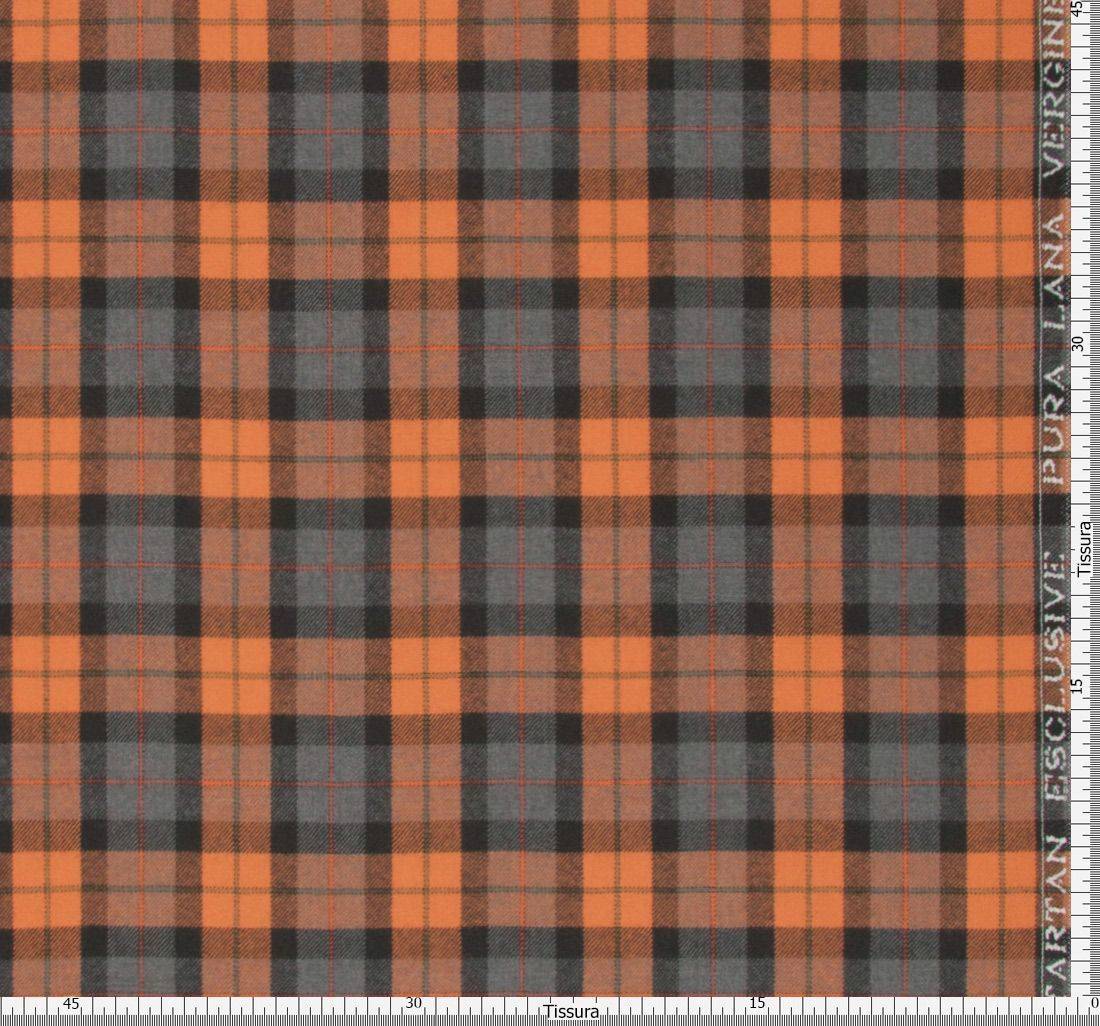 Шерсть в клетку в наличии