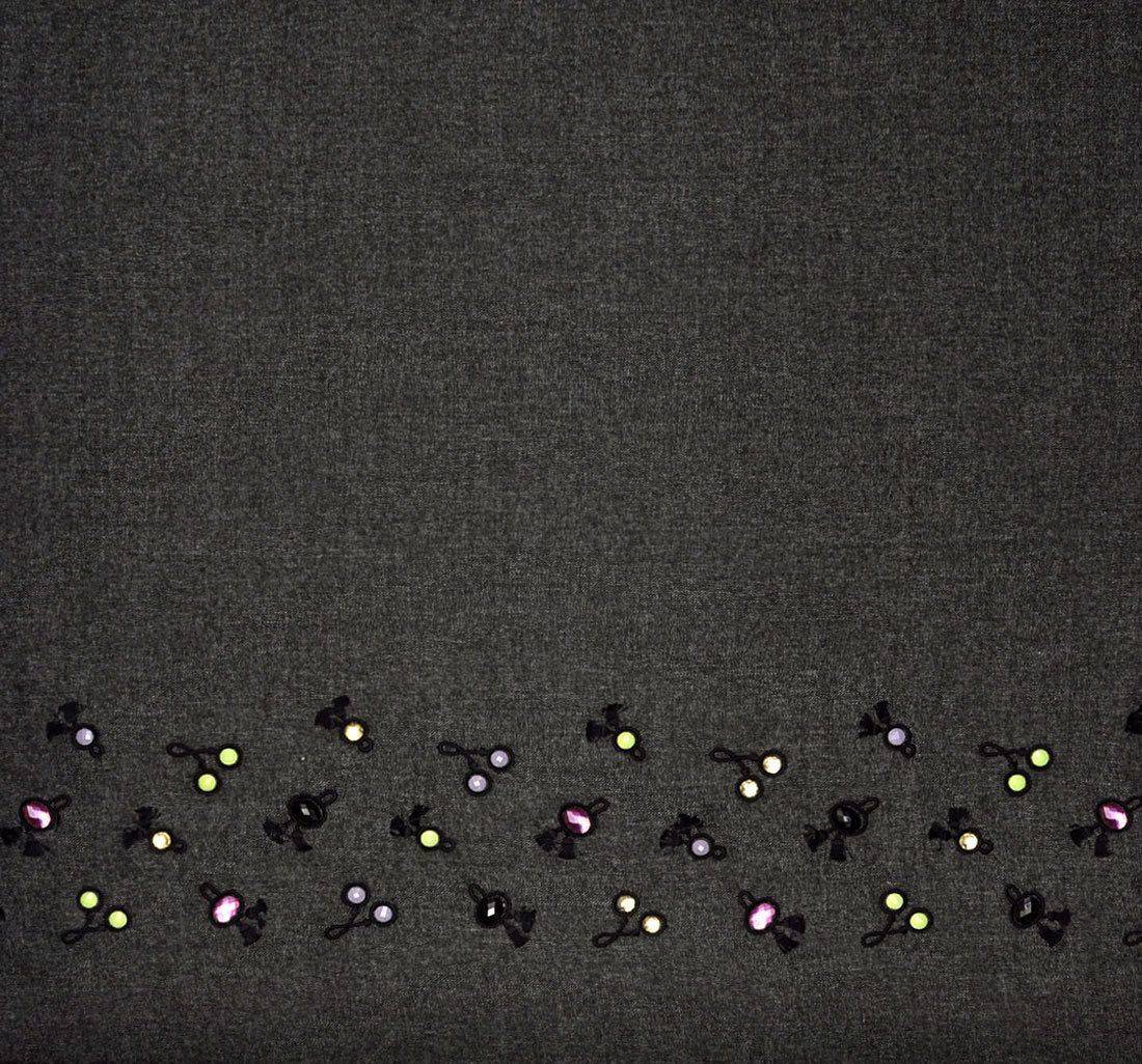 Шерсть с декором в наличии