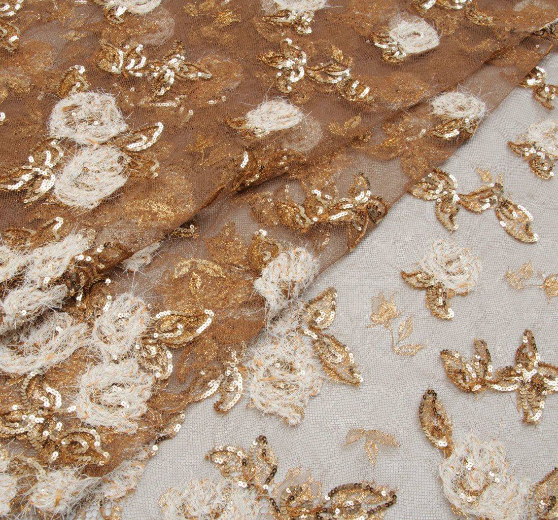 Кружево шантильи с декором в наличии