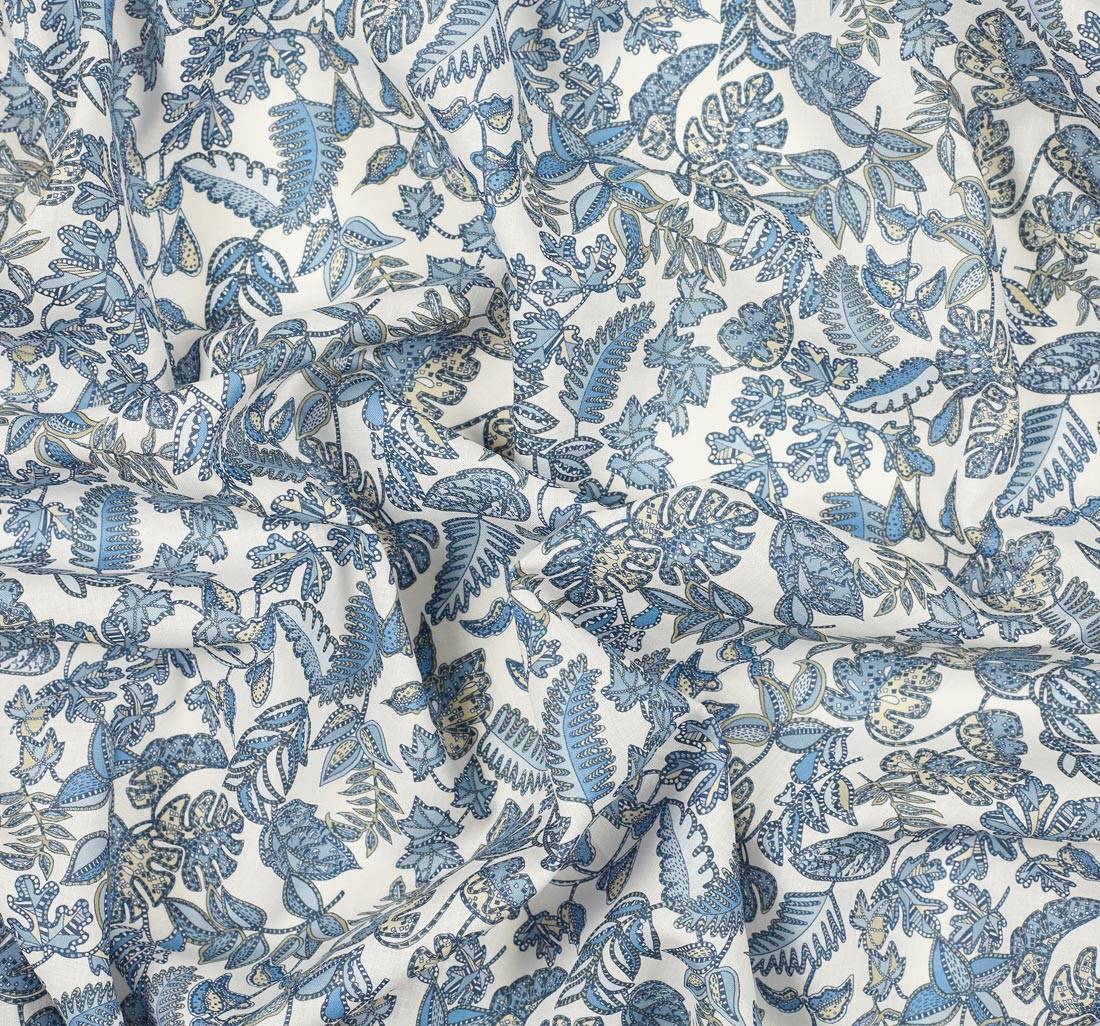 Ткань из смеси льна и хлопка от Liberty. Сине-бежевый принт «Palm house» (Пальмовый домик) выполнен на белом фоне в наличии