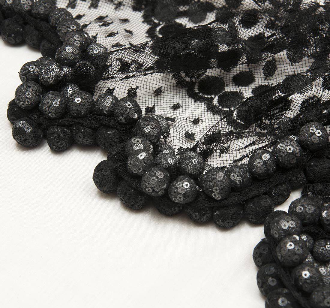 Тесьма с декором в наличии