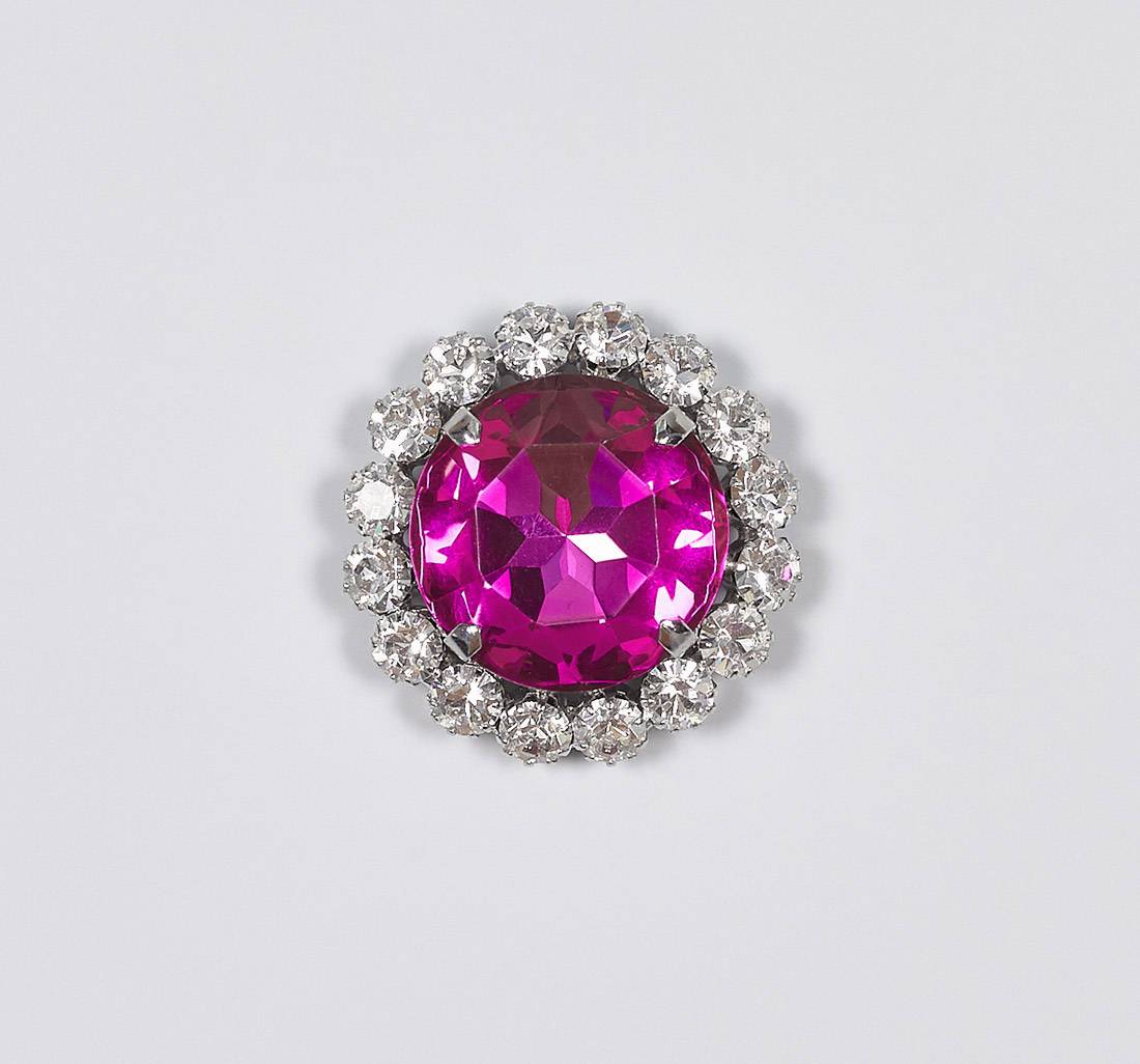 Пряжка-слайдер металлическая, декорированная кристаллами Swarovski. Цвет серебристый, фуксия, прозрачный в наличии