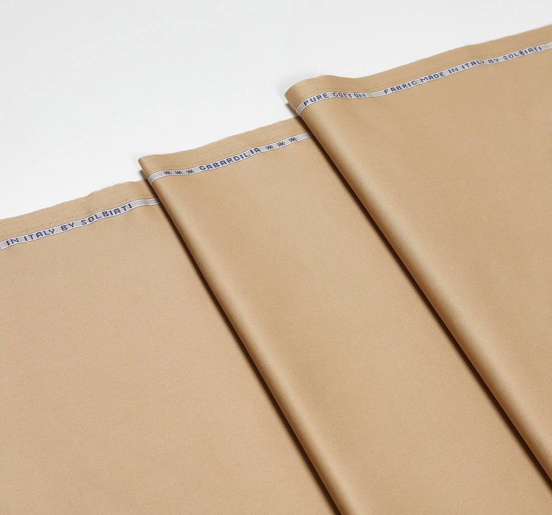 Габардин песочного цвета из 100% хлопка из коллекции "Gabardilia" от Solbiati в наличии