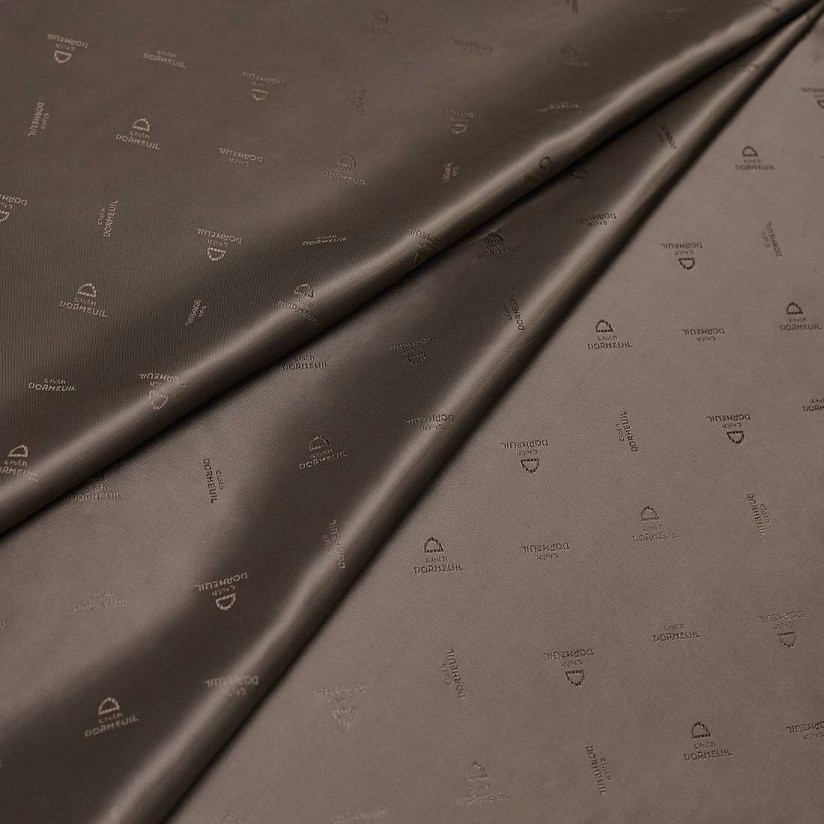 Ткань подкладочная с жаккардовым логотипом Dormeuil. Цвет коричневый в наличии
