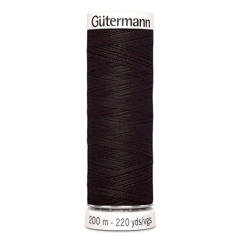Нитки Gutermann швейные 200м, цвет 697 в наличии