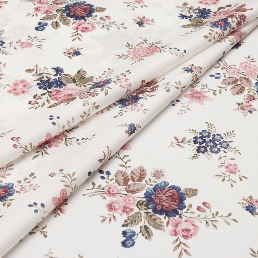 Хлопок Tana Lawn от Liberty. Принт «Sussex» (Сассекс). Цвет белый/синий/розовый в наличии