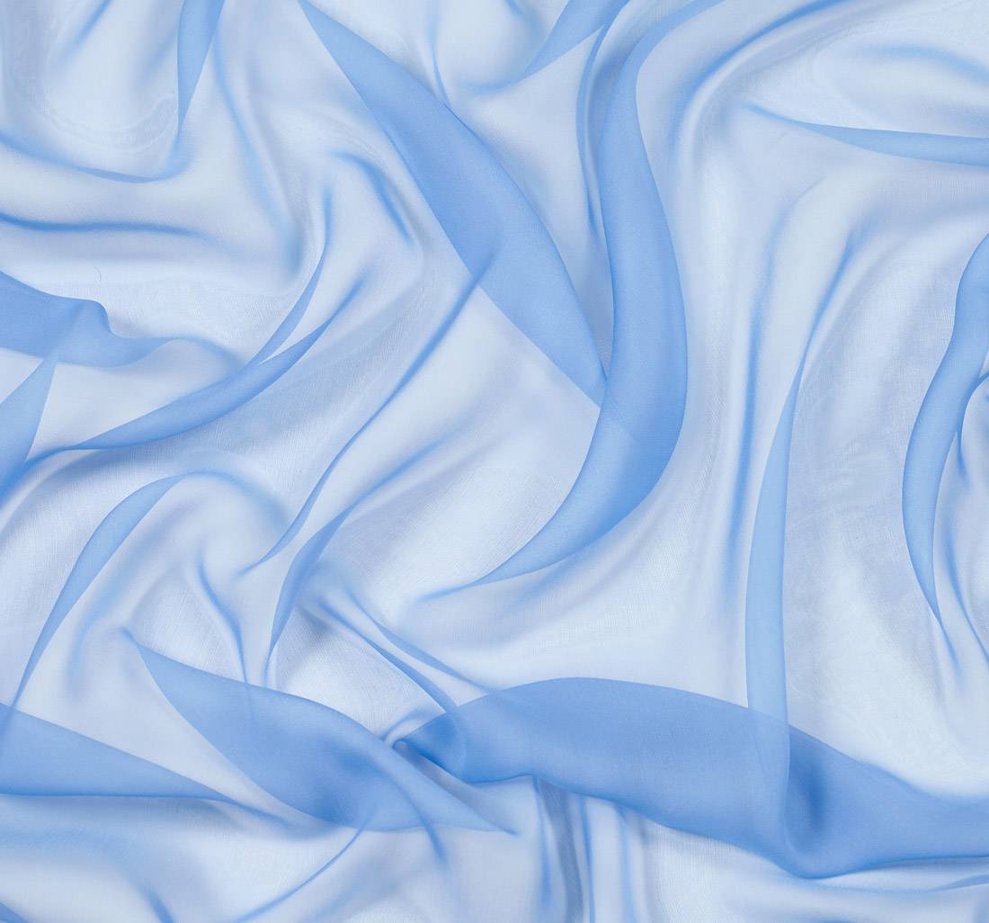 Шифон шелковый. Цвет голубой в наличии