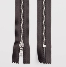 Молния RIRI SATIN 60см в наличии