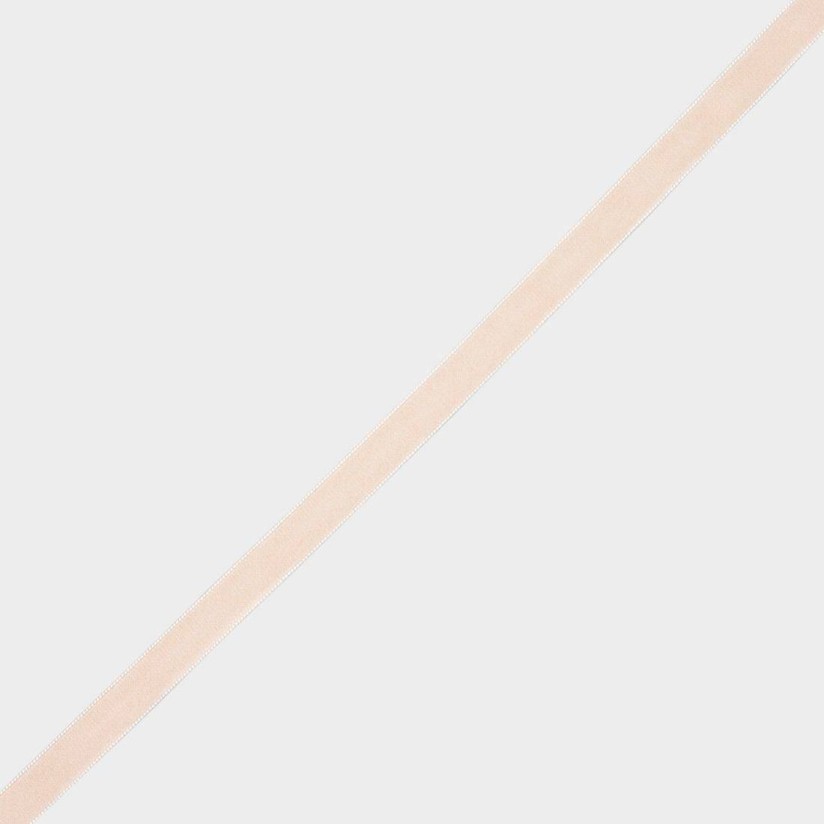 Тесьма бархатная в наличии
