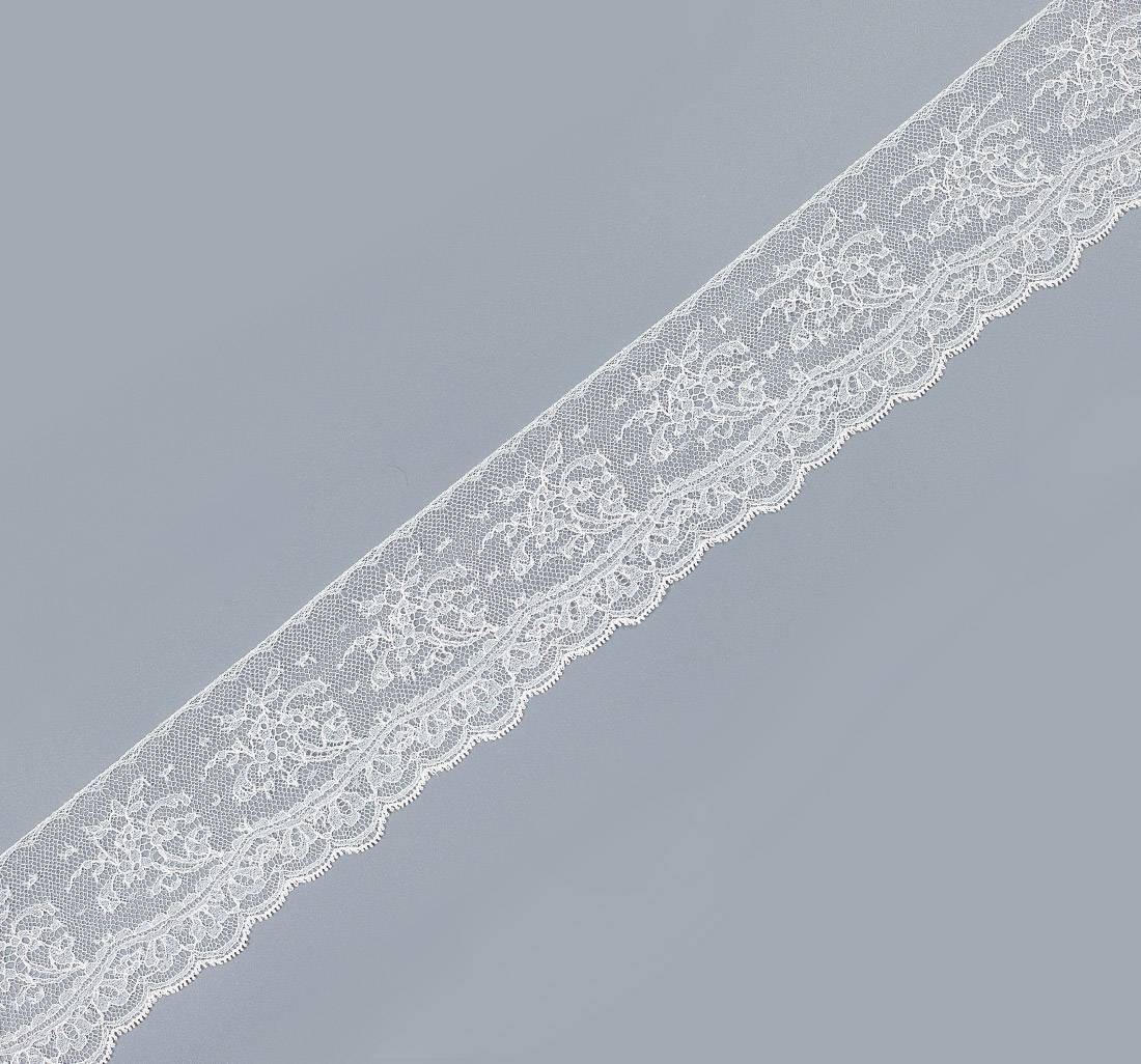 Тесьма кружевная в наличии