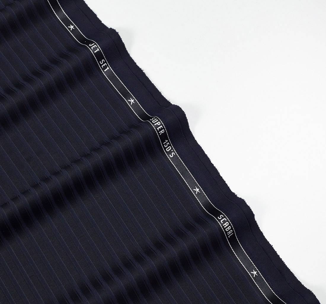 Ткань костюмная в наличии