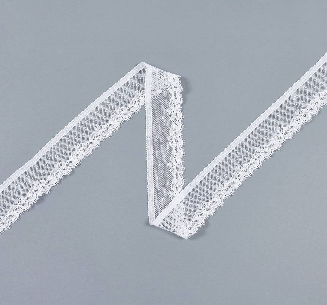 Тесьма эластичная кружевная "шантильи". Цвет белый в наличии